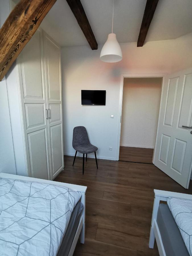 Fewo Rohleder De Mit 130M2 Und Garten Fuer 6Pers Mit 2 Bad Cottbus Kültér fotó