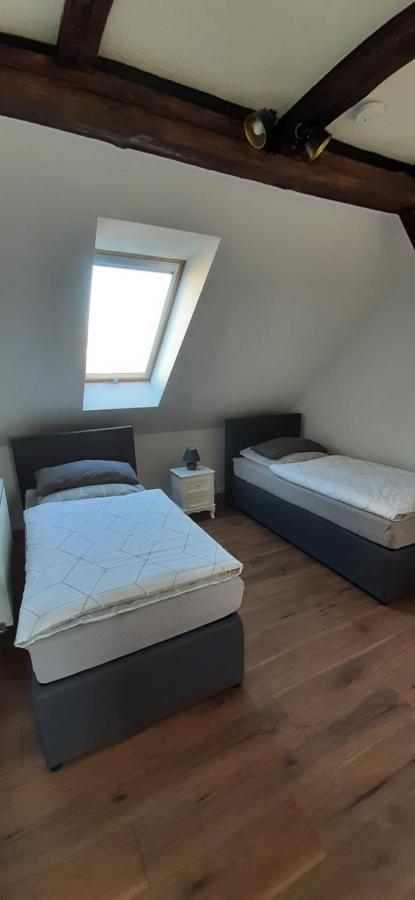 Fewo Rohleder De Mit 130M2 Und Garten Fuer 6Pers Mit 2 Bad Cottbus Kültér fotó